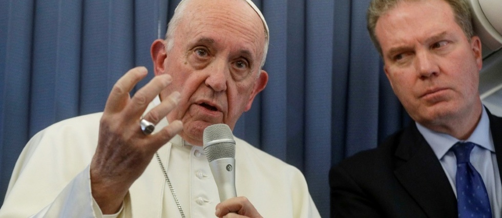 Le pape refuse de commenter les accusations d'un prelat americain