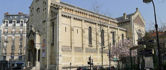 Un voleur avait ete apercu en train de prendre la fuite a Notre-Dame d'Auteuil, rue Corot dans le 16e arrondissement.