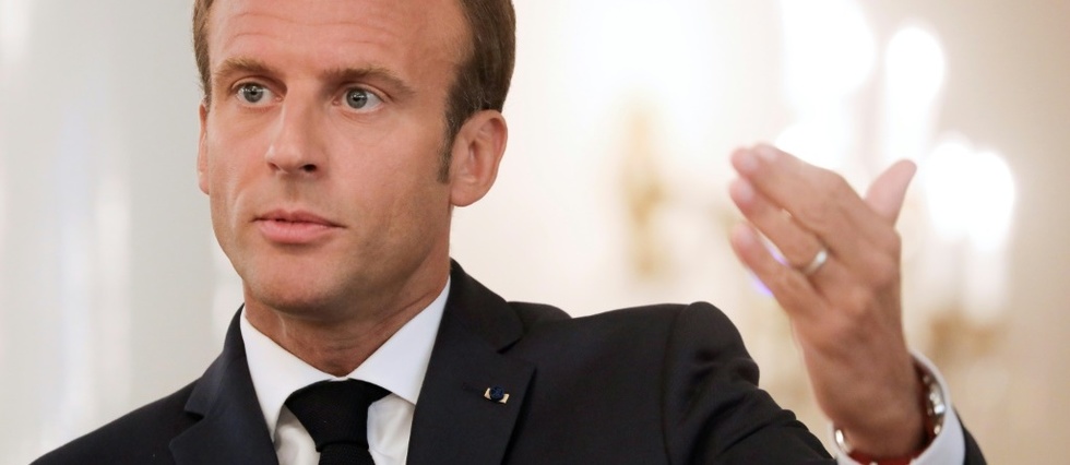 Le prelevement a la source suspendu aux doutes d'Emmanuel Macron
