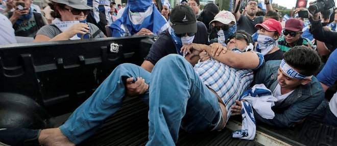 Nicaragua : deux manifestants blesses par balles