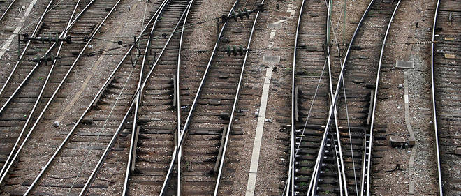 La reforme de la SNCF a ete votee en juin. La convention de branche du ferroviaire est desormais rediscutee entre patronat et syndicats. 