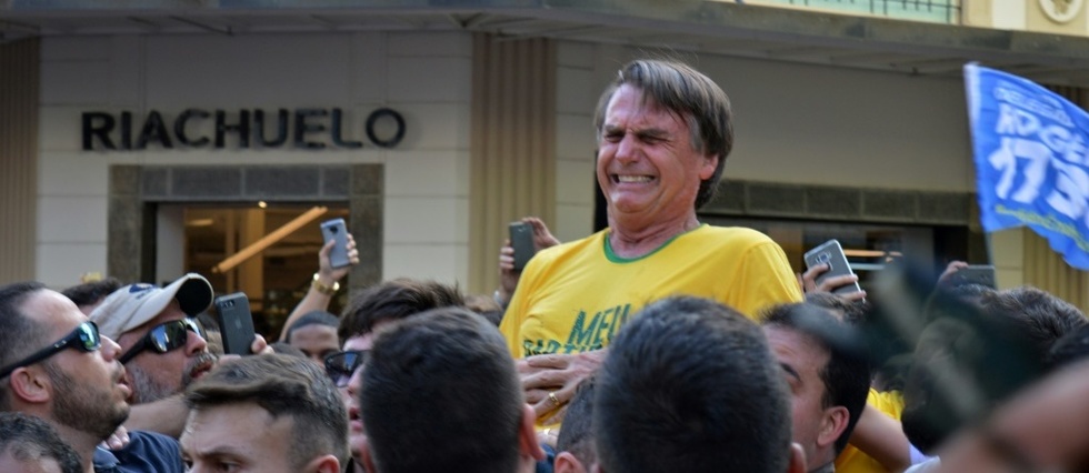 Bresil: l'attentat contre Bolsonaro pourrait l'aider dans les urnes