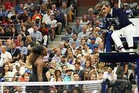 US Open - Serena s'emporte contre l'arbitre, premi&egrave;re pour Osaka