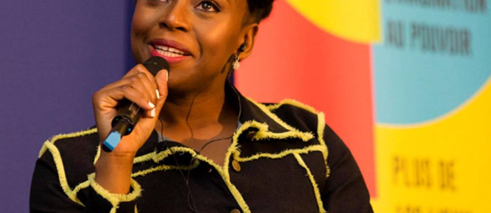 L'écrivaine nigériane Chimamanda Ngozie Adichie a défini dans ses ouvrages un nouveau féminisme plus actuel et adapté à un mode de vie plus contemporain. ©  Vinciane Lebrun-Verguethen