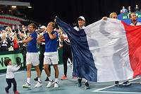  La joie des joueurs de l'équipe de France de tennis, ce samedi, après leur qualification en finale.    ©DENIS CHARLET