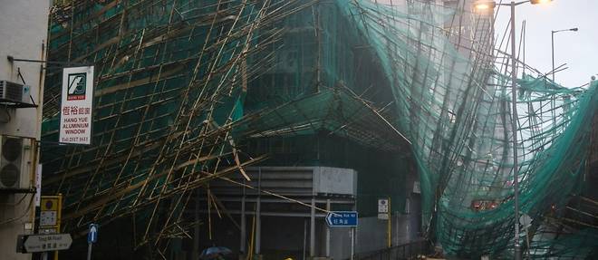Le typhon Mangkhut fait ses premiers morts en Chine continentale apres avoir seme le chaos a Hong Kong