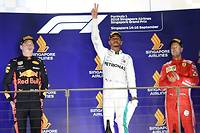 GP de Singapour: Hamilton et Mercedes creusent l'&eacute;cart, Vettel et Ferrari en crise