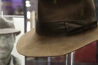 Le chapeau d'Indiana Jones adjug&eacute; pr&egrave;s de 450.000 euros aux ench&egrave;res &agrave; Londres