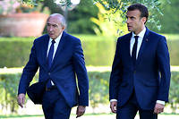 Macron r&eacute;unit son conseil des ministres, Collomb aux abonn&eacute;s absents