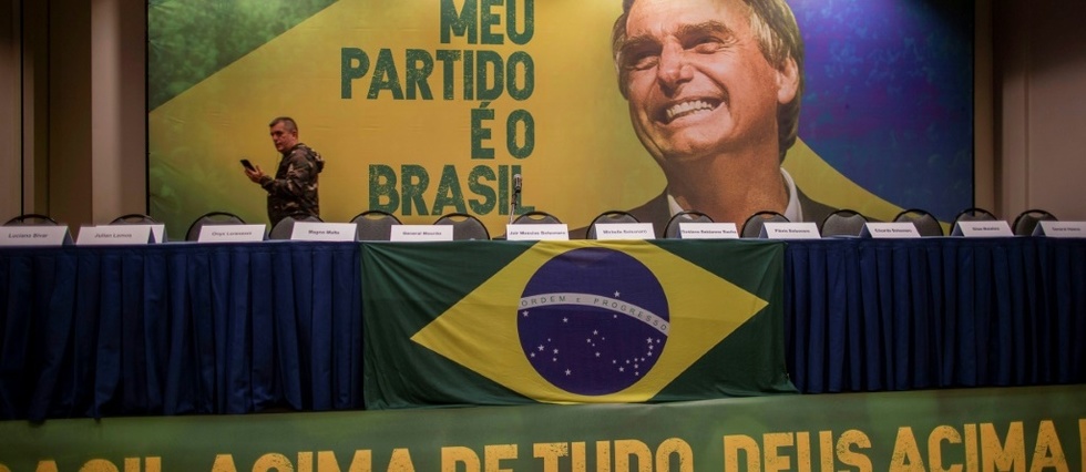 Bresil: la lame de fond Bolsonaro deferle sur le Parlement