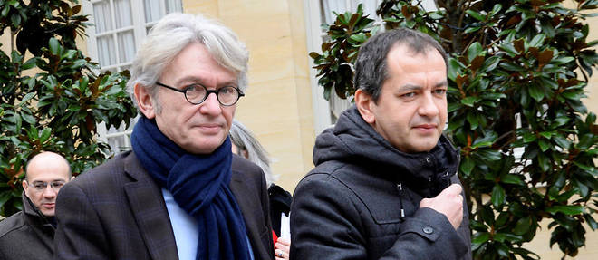 Pascal Pavageau (a droite) a succede a Jean-Claude Mailly (a gauche) a la tete de FO.