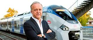  Marc Péré, maire (DVG) de L’Union, ici à la gare SNCF de Montrabe, a présenté un projet de six nouvelles lignes de TER.  ©Lydie LECARPENTIER/REA