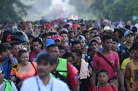 L'immense foule de Honduriens poursuit sa marche vers les &Eacute;tats-Unis