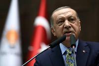 Khashoggi: Erdogan promet la &quot;v&eacute;rit&eacute;&quot;, Ryad assure ignorer o&ugrave; est le corps