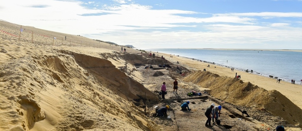Fouilles archeologiques: la dune du Pilat, habitee pendant des siecles