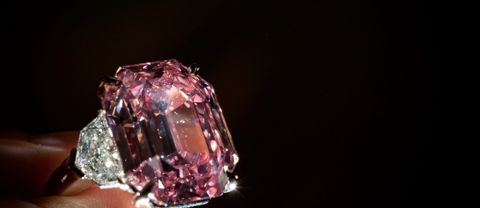 Le Pink Legacy, un diamant rose exceptionnel en vente a Geneve