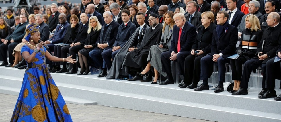 Au son des cloches et du clairon, 70 dirigeants mondiaux sous l'Arc de Triomphe