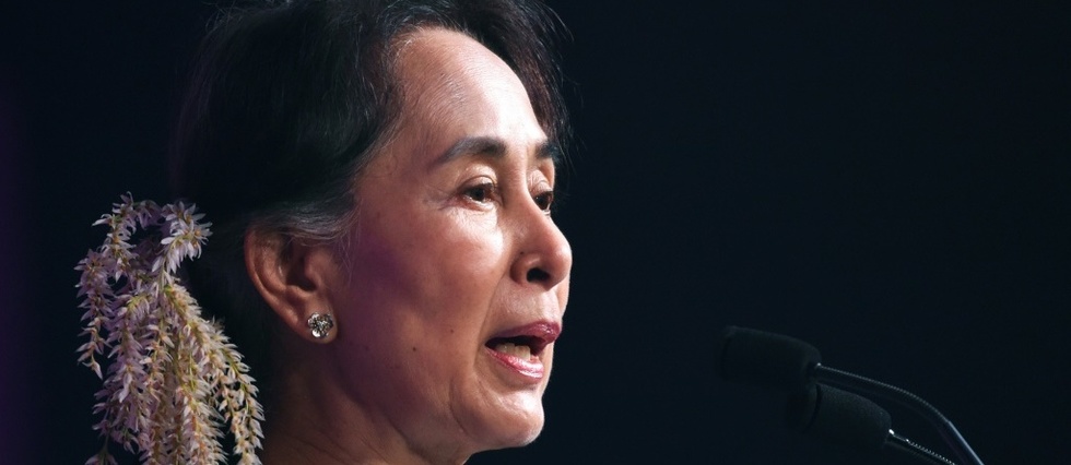 Suu Kyi dechue de son prix par Amnesty, colere de son parti