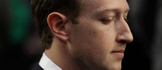 Dans un long expose base sur des dizaines de sources anonymes, le << New York Times >> a retrace mercredi soir les multiples scandales et polemiques qui ont terni l'image du reseau fonde en 2004 par Mark Zuckerberg.