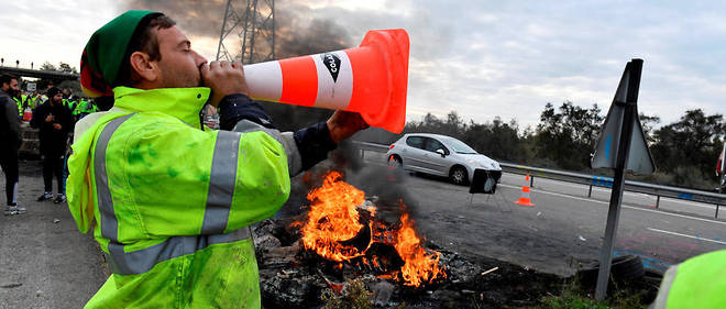 Gilets Jaunes La Mobilisation Recule Pour Le Cinquième