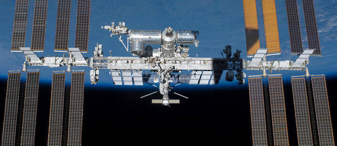 La Station spatiale internationale vue depuis la navette Endeavour, en mai 2011.