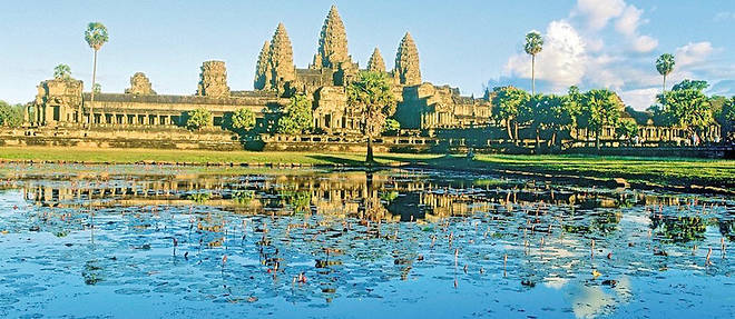 Panorama epoustouflant sur le fameux temple d'Angkor Wat a Siem Reap