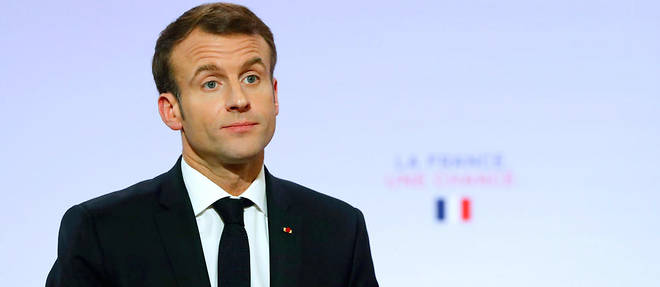 Le president Emmanuel Macron est confronte a sa premiere crise depuis son election en mai 2017.