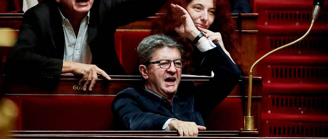 Jean-Luc Melenchon espere rassembler largement derriere sa motion de censure. 