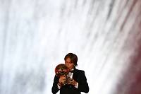 Ballon d'Or: Modric met fin au r&egrave;gne de Messi et Ronaldo aux d&eacute;pens des Bleus