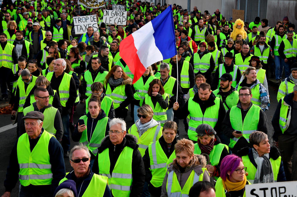 Gilets Jaunes Un Samedi Noir En Perspective Le Point