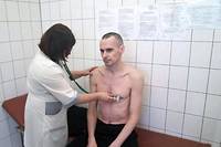 Une photo du cin&eacute;aste Sentsov en gr&egrave;ve de la faim publi&eacute;e par les autorit&eacute;s russes