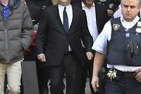 Abus sexuels: poursuites maintenues contre Harvey Weinstein, proc&egrave;s &agrave; l'horizon