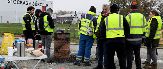 Gilets Jaunes Des Manifestations Prévues Samedi Au Nouvel