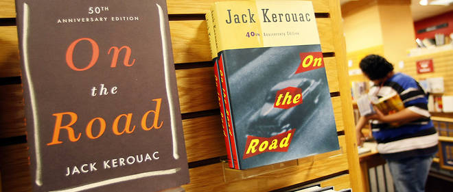 Les editions des 40e et 50e anniversaire du << On the Road >> de Jack Kerouac.