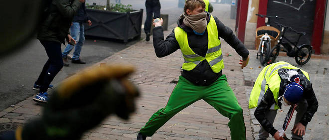 Violences lors de manifestations a Rouen, samedi 5 janvier. 