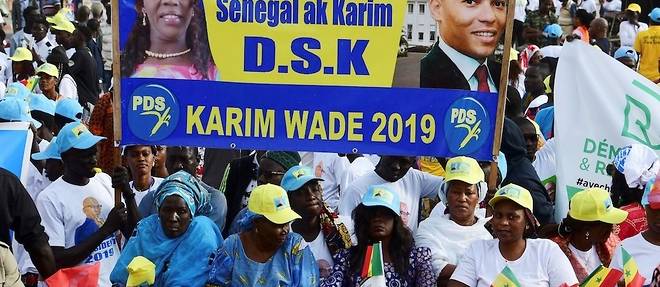Le Conseil a invalide les candidatures de Karim Wade, du Parti democratique du Senegal (PDS) et de Khalifa Sall, l'ancien maire de Dakar, en prison depuis pres de trois ans.