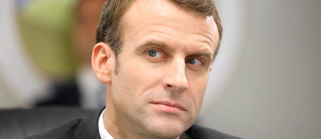 Emmanuel Macron ne participera pas au forum de Davos qui rassemble le gotha de l'economie mondiale, mais reunira le 21 janvier a Versailles 150 patrons francais et etrangers, pour une nouvelle edition du sommet << Choose France >> sur l'attractivite francaise.