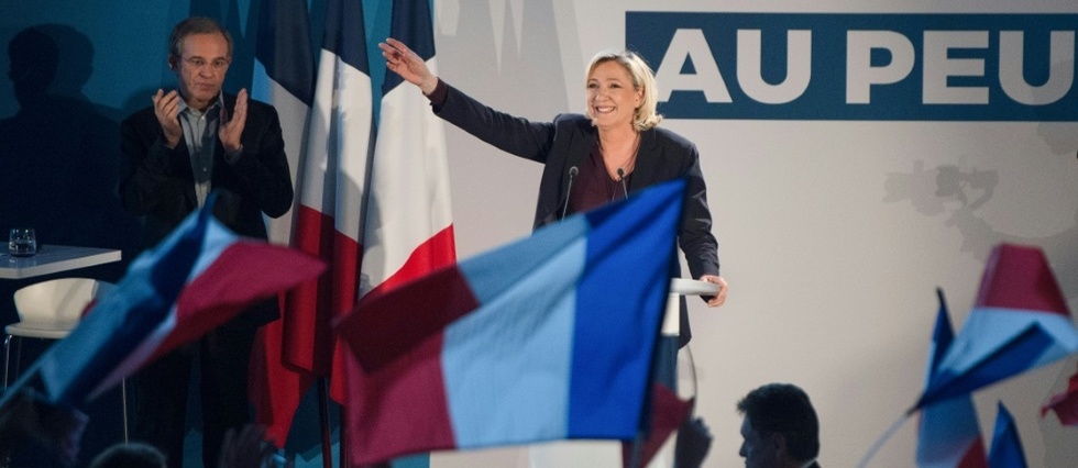 Européennes Dans Le Vaucluse Marine Le Pen Enfile Son