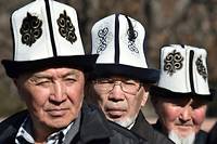 Kirghizstan: le pr&eacute;sident bient&ocirc;t oblig&eacute; de porter le chapeau traditionnel &agrave; l'&eacute;tranger