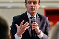 Macron s'approche d'une rencontre &quot;in&eacute;vitable&quot; avec les gilets jaunes