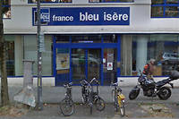 Les locaux de France Bleu Is&egrave;re ravag&eacute;s par un incendie criminel