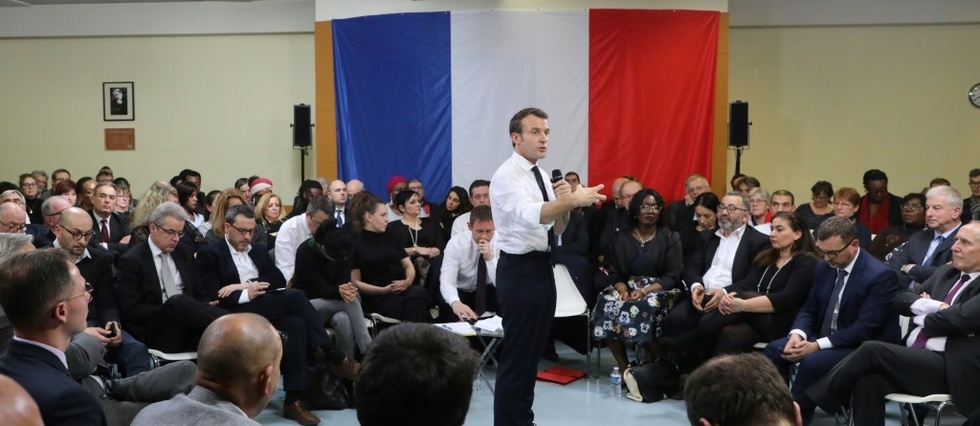 Grand debat: Macron annonce un "grand plan" pour les petites associations