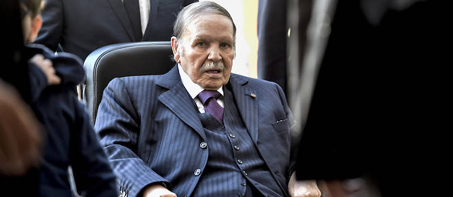 Pendant ces dernieres annees, le president Bouteflika a connu plusieurs sejours a l'hopital.
 
(