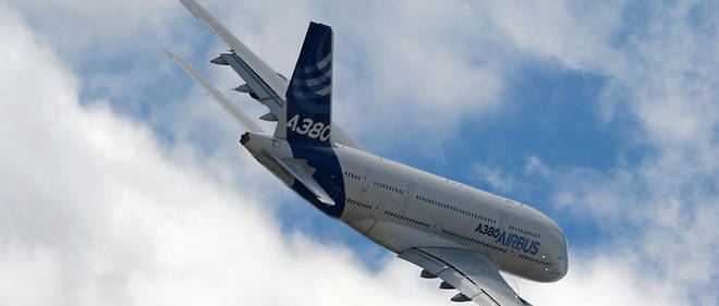 Le premier A380 a ete mis en service en 2007.