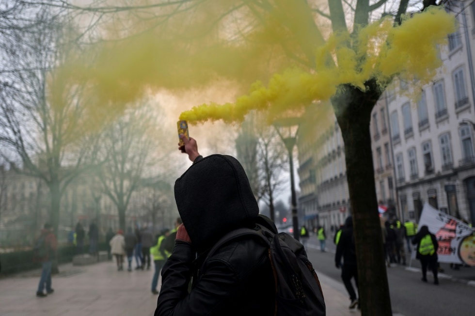 A Lyon Les Gilets Jaunes Face Aux Violences Entre Groupes