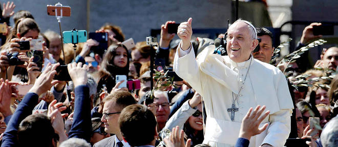 Le pape Francois a qualifie de << fleau >> les << agressions sexuelles perpetrees par des hommes d'Eglise a l'encontre de mineurs >>.