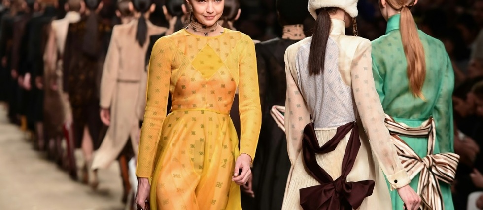 Mode a Milan: un defile Fendi en forme d'hommage a Lagerfeld