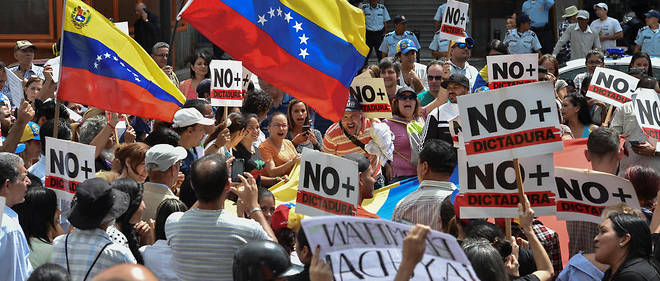 Manifestation d'opposants au president Nicolas Maduro a Caracas le 30 janvier.  