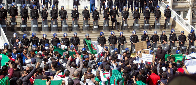 L'Algerie a interpelle le monde avec ses milliers de manifestants pacifiques qui ont exprime, dans tout le pays, leur opposition a la candidature de Bouteflika pour un 5e mandat.