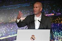 Real Madrid: Zidane et une reconstruction &quot;galactique&quot;
